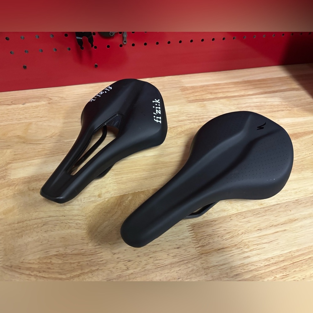 Fizik Argo & Specialized Bicycle Saddles